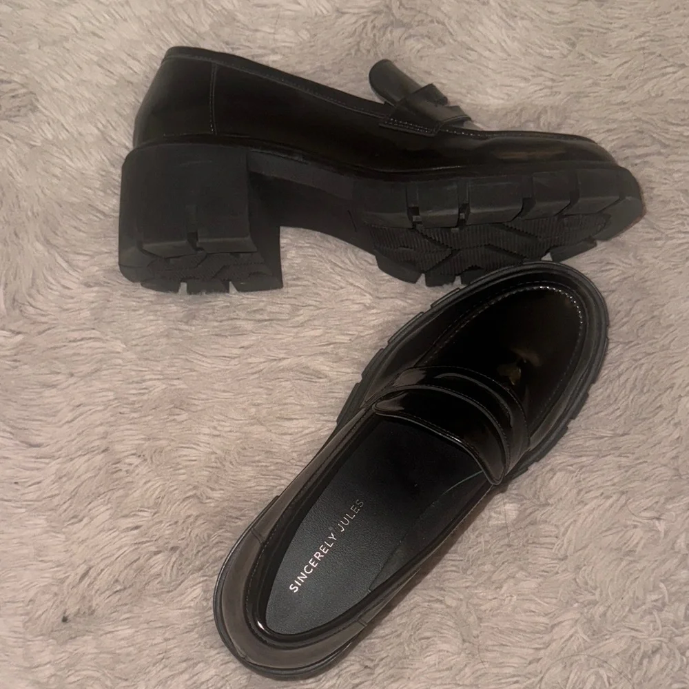 Sincerely Jules Black Loafers - Picture 2 of 2
